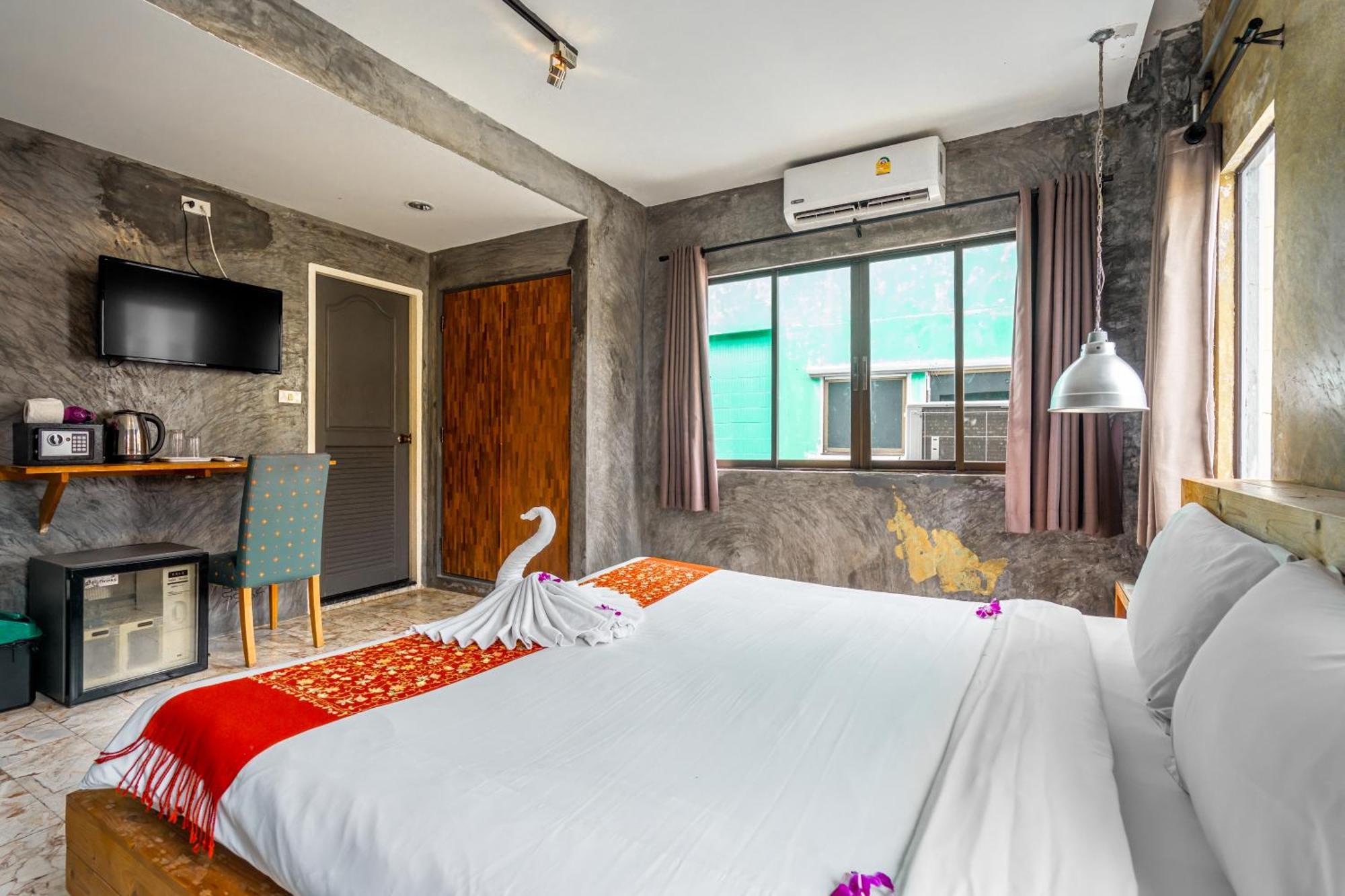Unotel Karon Beach Exterior foto